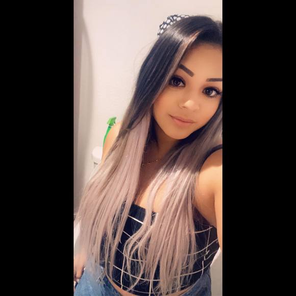 Meet your Posher, Araceli - Picture 1 of 1